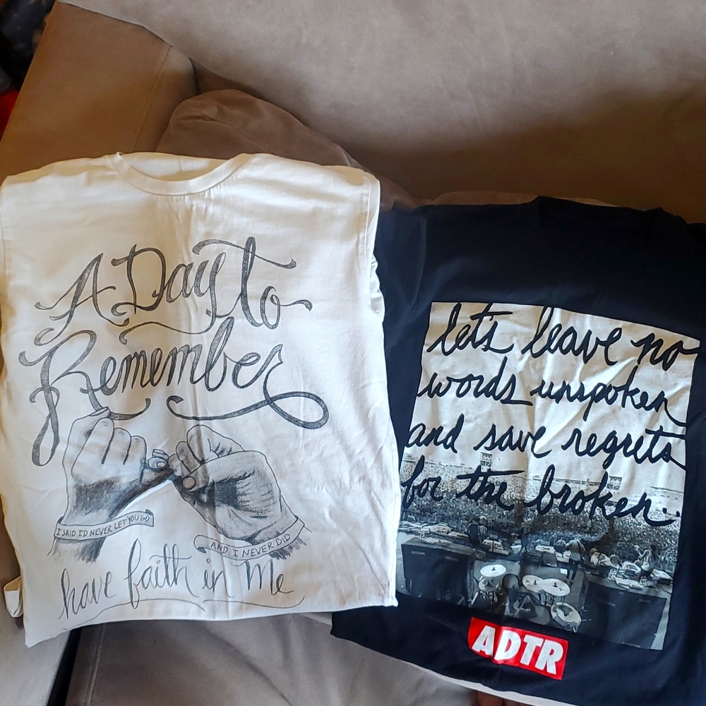 2 ADTR BAND GRAPHIC TEES